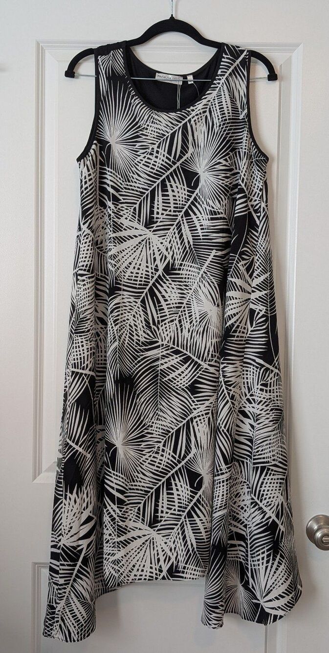 Patrizia Luca Milano Size Medium Black White Tropical Leaf Split Back Dress